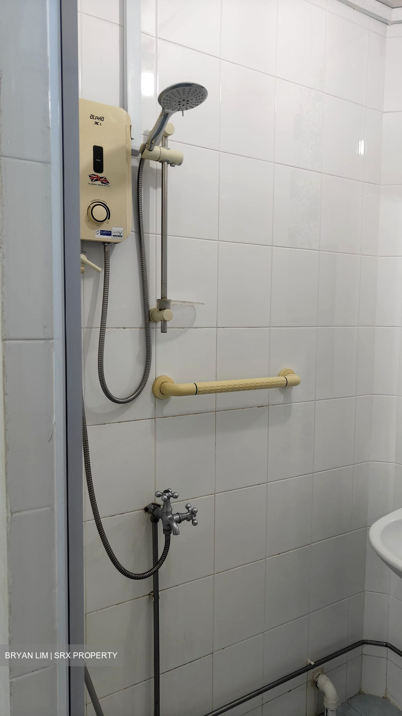 Blk 340 Woodlands Avenue 1 (Woodlands), HDB Executive #585465501